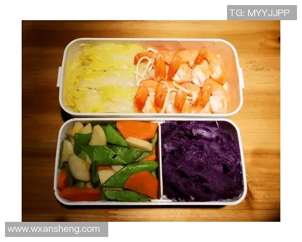 各国足球球星饮食习惯揭秘一日三餐背后的营养与训练奥秘